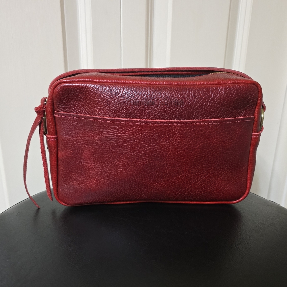 New Portland Leather Large Camera Bag/Color: Chili Red